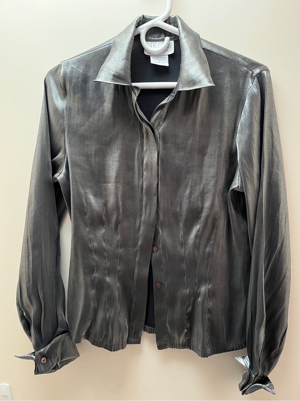 METALLIC SILVER LONG-SLEEVE BLOUSE (MED)
